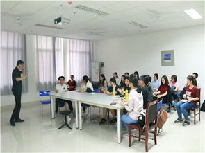 提升專業(yè)實(shí)踐能力，構(gòu)筑校園心靈港灣——記教育與心理科學(xué)學(xué)院學(xué)生心理咨詢助手能力提升講座